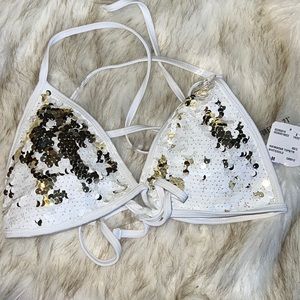 Forever 21 swimwear top